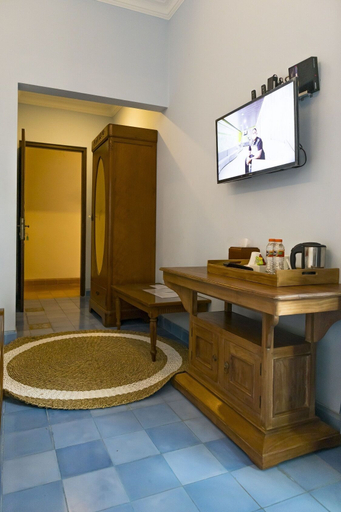 bathroom 4
