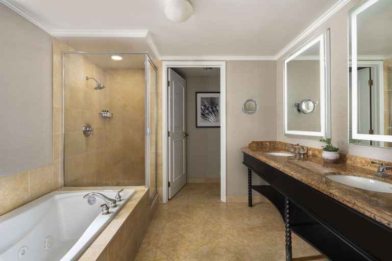 Bathroom 5, Hyatt Regency Huntington Beach Resort and Spa, Orange