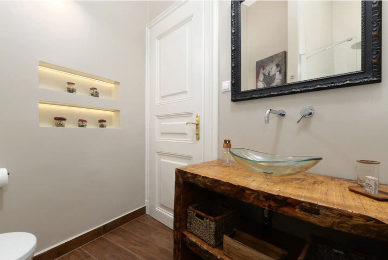 Bathroom 4, Venus Apartments - Italian Stylish, Budapesti