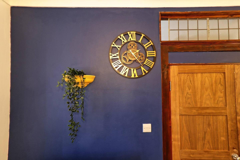Exterior & Views 2, Big 3bed 2bath House Tropical Oasis Pet Friendly!, Southend-on-Sea