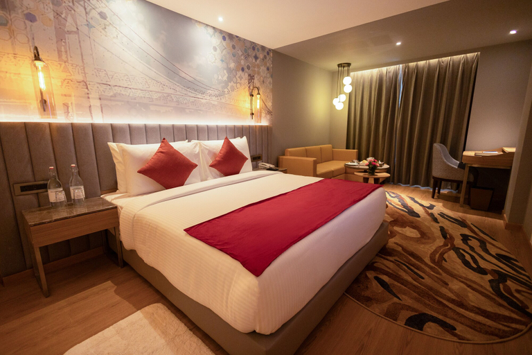 Bedroom 2, Golden Tulip Bhopal, Bhopal
