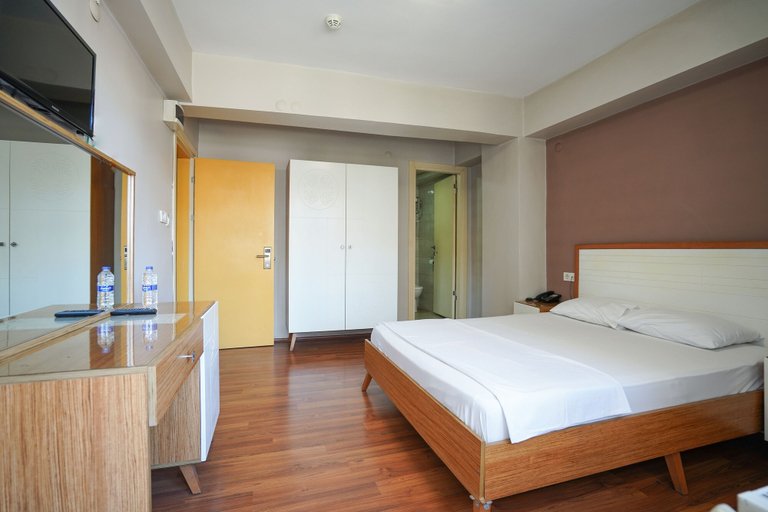 Others 5, İpek Otel, Merkez