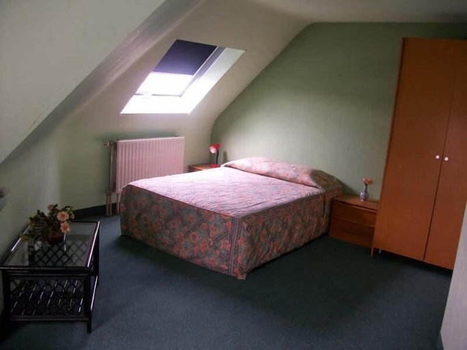 Bedroom 4, Hotel Evergreen, Bruxelles