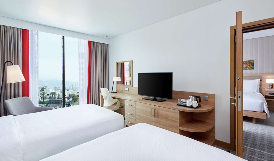 Bedroom 3, Hilton Garden Inn Muscat Al Khuwair, Muttrah
