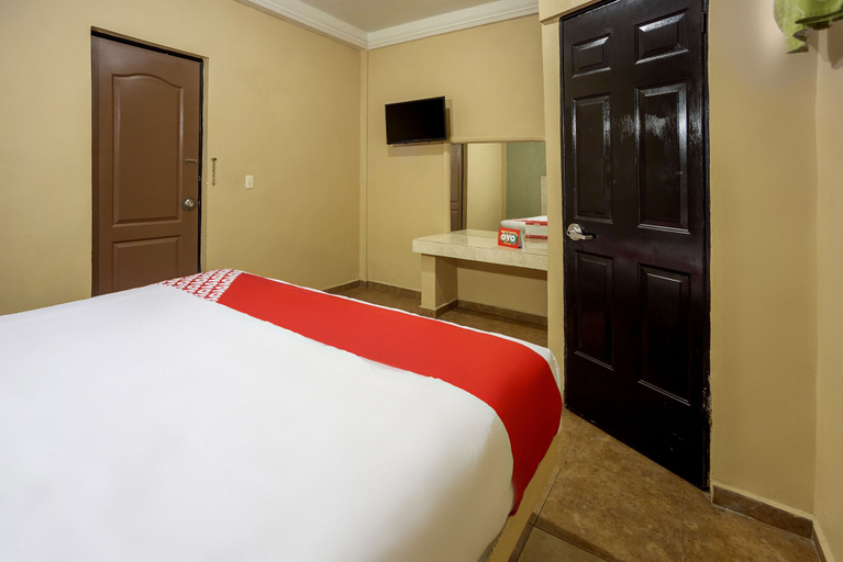 Bedroom 3, Hotel Torre, Monterrey