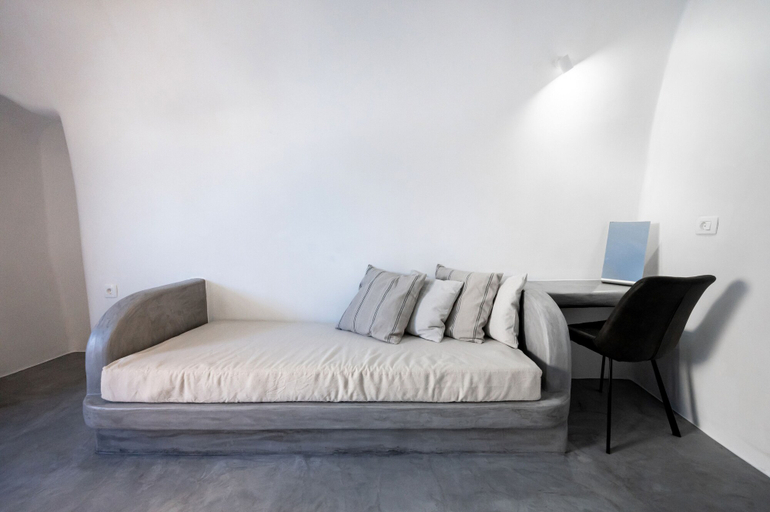 Bedroom 5, Lotza Studios, South Aegean