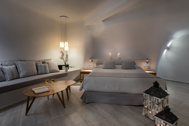 Bedroom 5, Damigos Caldera World, South Aegean