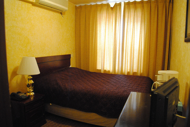 Bedroom 4, Chinatown Hotel Chicago, Cook