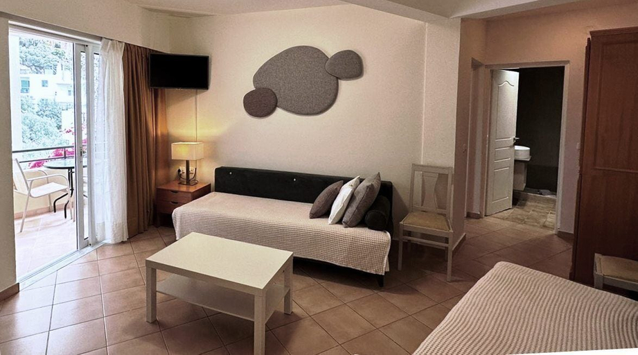 Bedroom 5, Faedra Beach Hotel, Crete