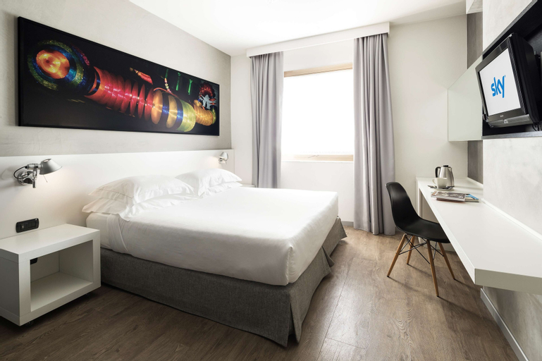 Bedroom 13