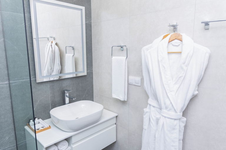 Bathroom 5, Dili Town Resort and Spa