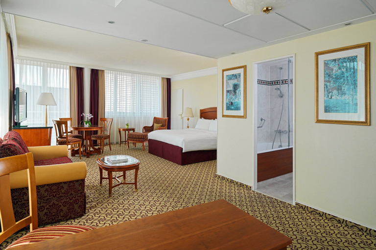 Bedroom 2, Leipzig Marriott Hotel, Leipzig