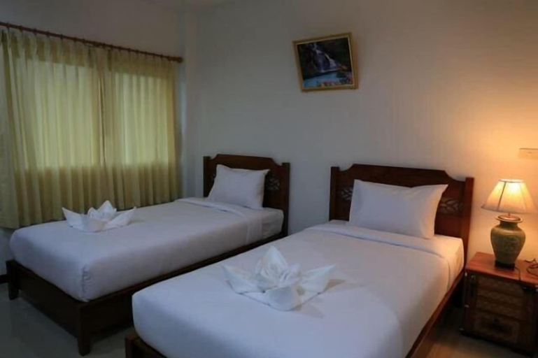 Bedroom 5, De-complex Apartment, Yang Talat