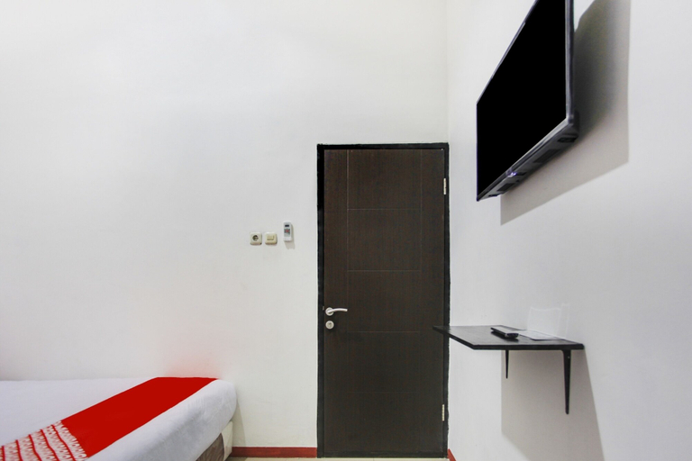 Bedroom 2, Hotel O Citara Jaya Guesthouse, Bekasi