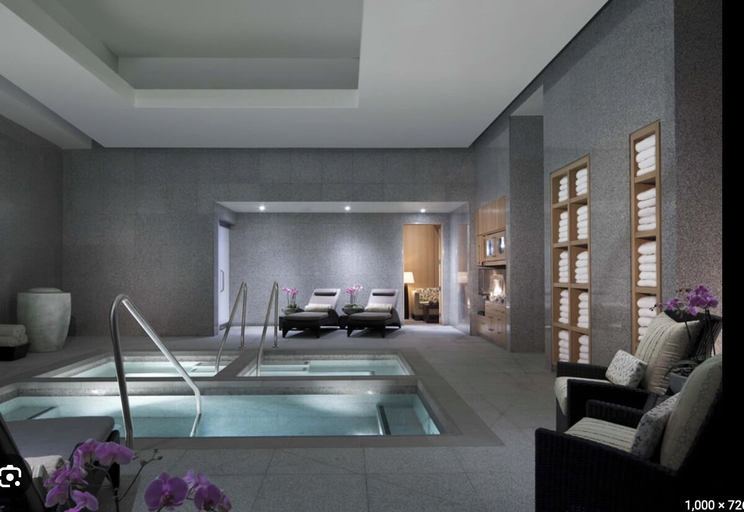 Sport & Beauty 3, LUXE 702 MGM Signature 1 BR 2 BTH SUITE, Clark