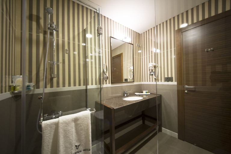 Bathroom 5, Urban Central Suites - Beirut, El Metn