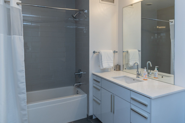 Bathroom, Luxury Apartment With Private Office & Terrace, Cook