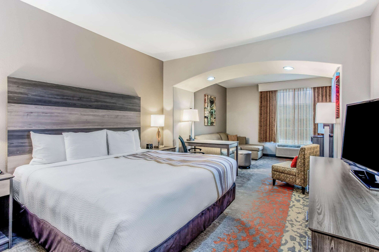 Bedroom 4, La Quinta Inn & Suites by Wyndham Andrews, Andrews