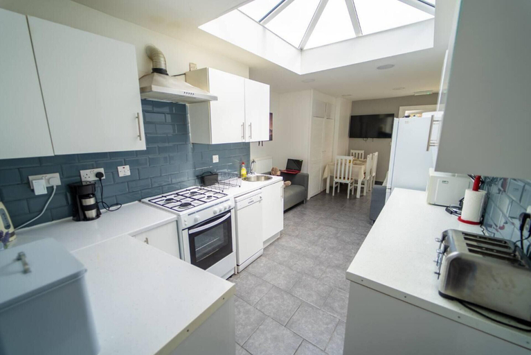 Others 4, Stylish Studio for Short Term Near the City!, Birmingham