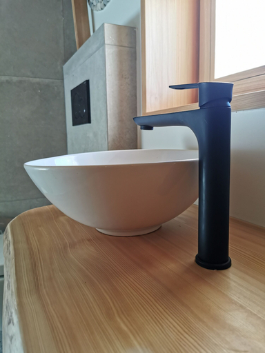 Bathroom 3, Koča Žafran - Velika planina, Kamnik
