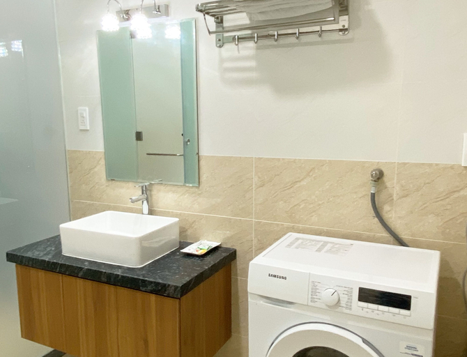 Bathroom 5, Thiên Tài Hotel, Ho Chi Minh City