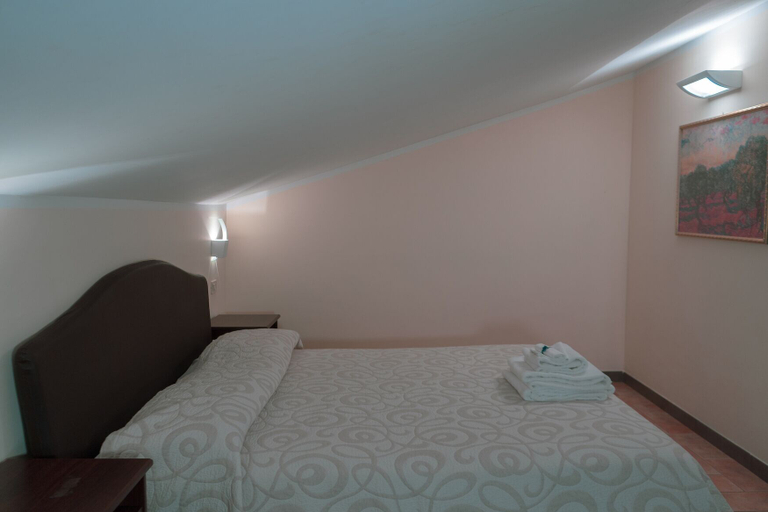 Bedroom 4, Carpediem Assisi Living Club, Perugia