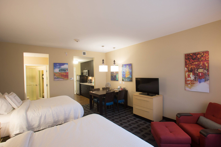 Bedroom 2, TownePlace Suites by Marriott Lincoln North, Lancaster