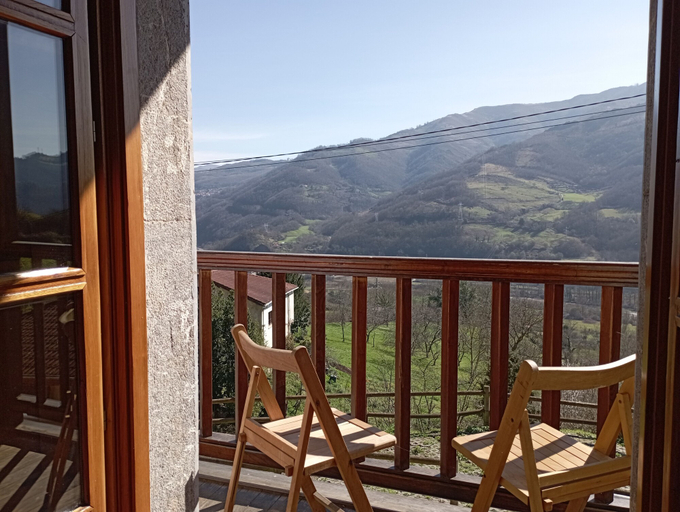 Others 5, Hotel San Martino, Asturias