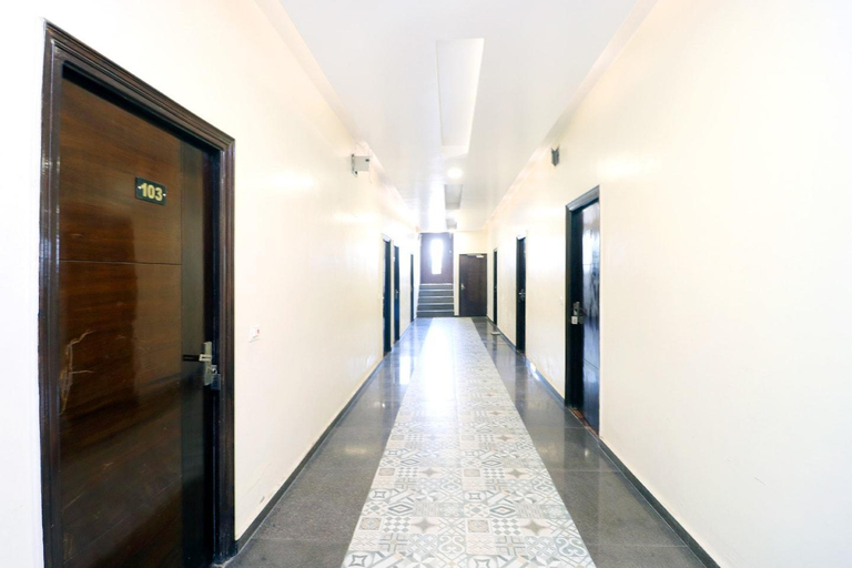 Others 2, Hotel Heavens View, Fazilka