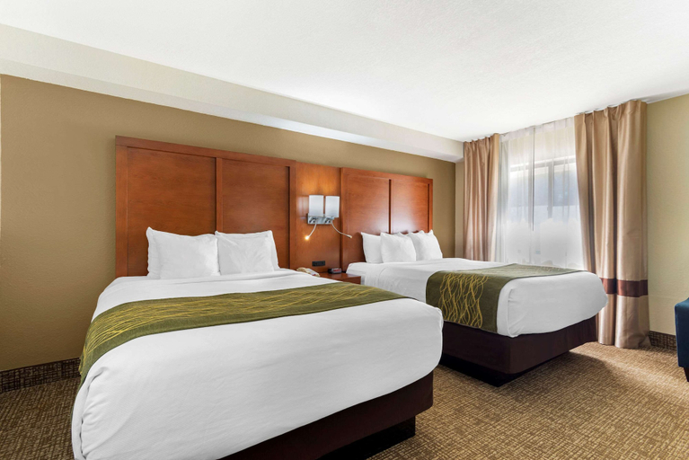 Bedroom 4, Comfort Inn & Suites - near Robins Air Force Base Main Gate, Houston