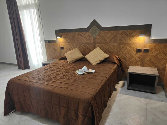 Bedroom 3, HOTEL EBOLI, Salerno