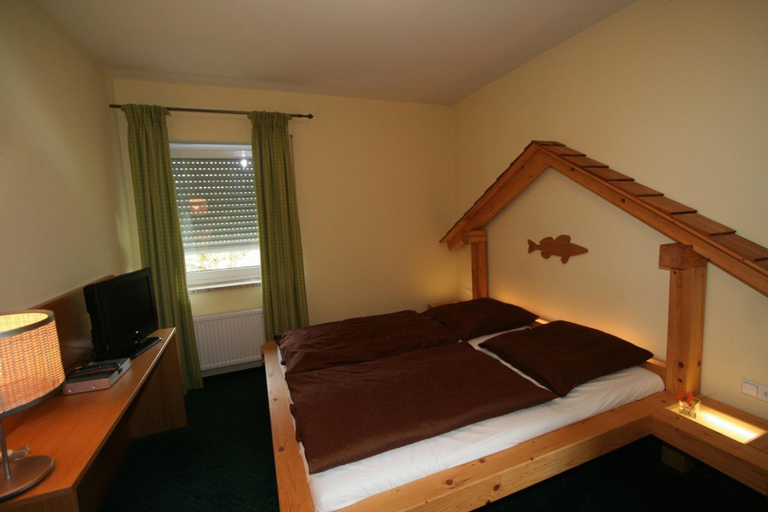 Bedroom 4, Gästezimmer Fischerstüberl, Passau