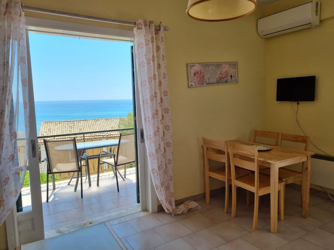 Dining 2, Corfu Dream Glyfada Apartments, Ionian Islands