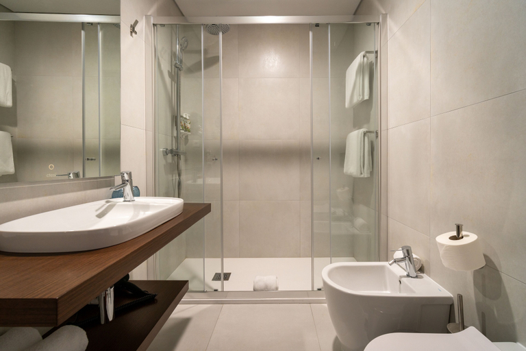 Bathroom 5, Palacio Santa Catarina Hotel, Angra do Heroísmo