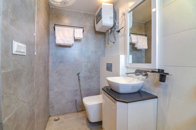 Bathroom 3, Fabhotel Grand Arya, Patna