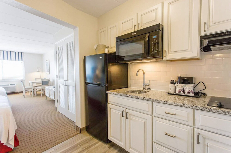 Others 5, Dunes Suites Oceanfront, Worcester