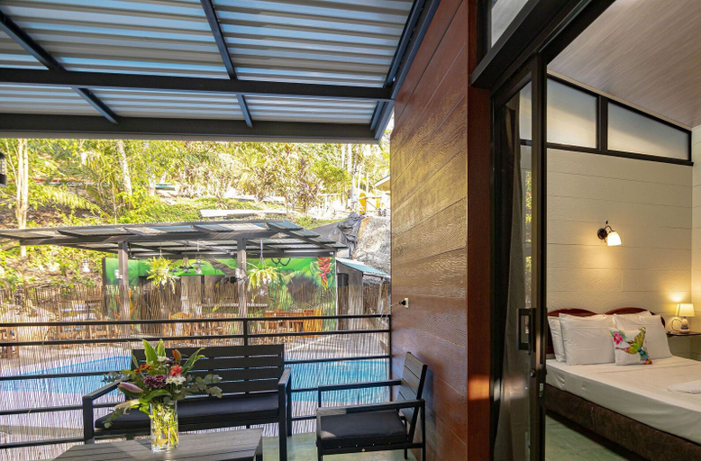 Others 5, Riverside Bungalows, Aguirre