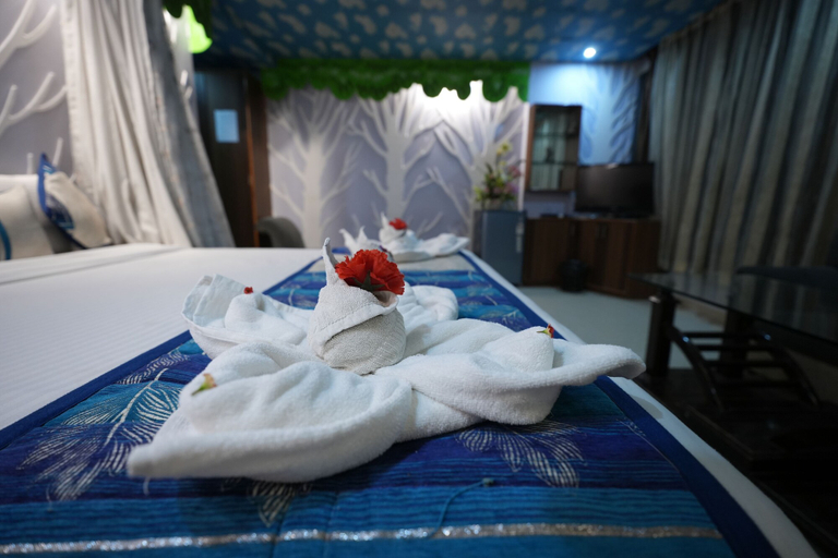 Bedroom 2, Hotel City Symphony, Nanded