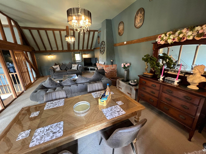 Others 4, Couples Retreat Boutique Style Barn Conversion, Norfolk