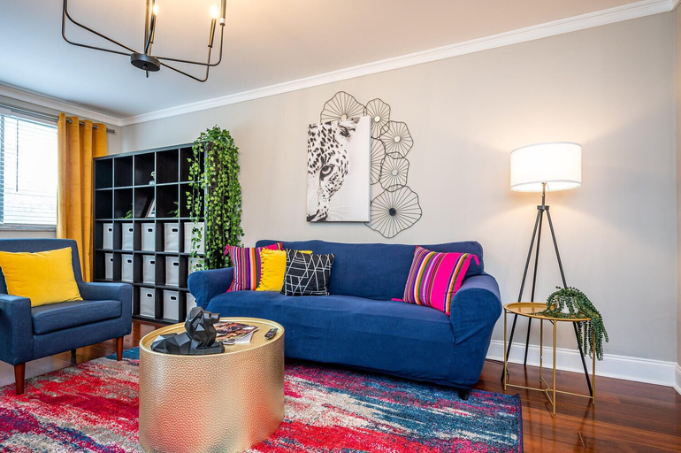 Others 3, Downtown 2BR King Bed FREE Parking 1413, Atlanta