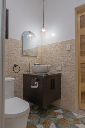 Bathroom 4, The Mayana Resort, Dauis