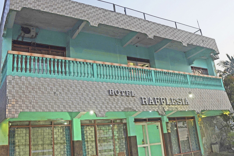 Exterior & Views 1, Capital O 92958 Hotel Raflessia Syariah, Muara Enim