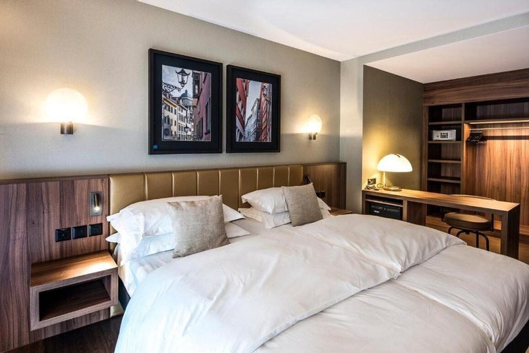 Bedroom 9