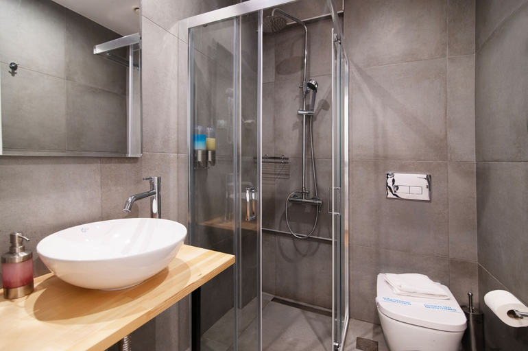 Bathroom 5, Olvia Suites, Attica