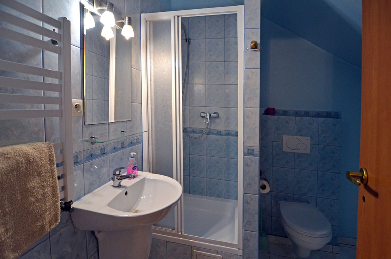 Bathroom 5, Pensjonacik Ogrody, Kłobuck