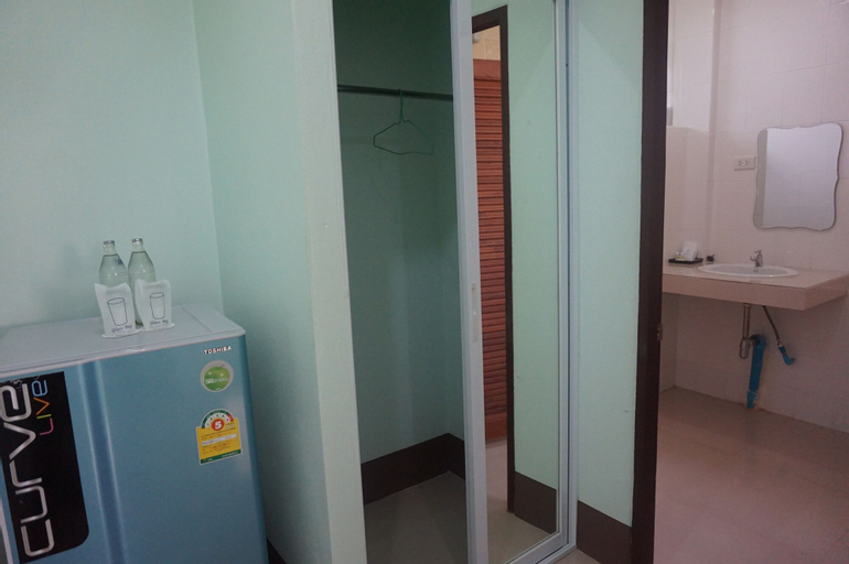 Bathroom 17