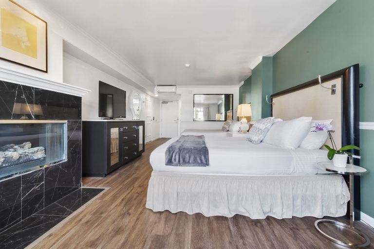 Bedroom 4, Ascot Suites, San Luis Obispo