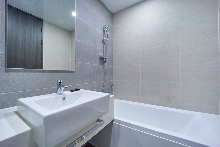 Bathroom 4, Jeonju Signature Hotel, Jeonju