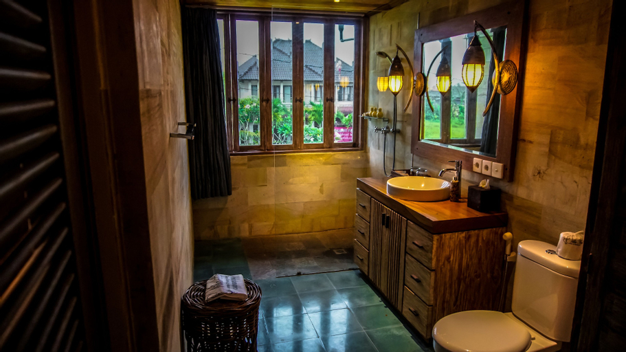 Bathroom 3