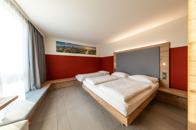 Bedroom 3, FAIR RESORT All Inclusive Wellness & SPA Hotel Jena, Saale-Holzland-Kreis